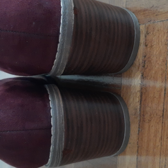 BC Burgundy Suede Block Chunky Tassle Loafer Heels - Picture 7 of 12